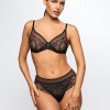 Juliane Zwart Luxe String